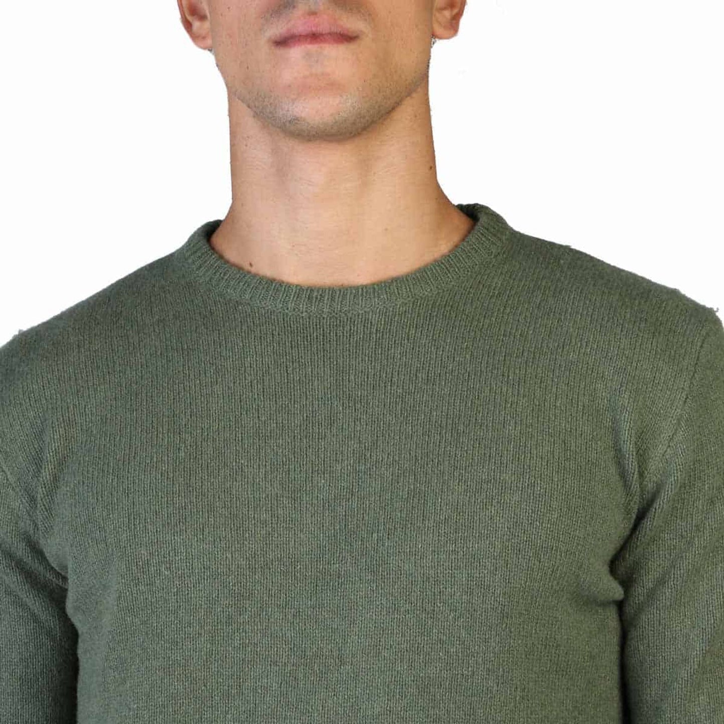 100% Cashmere Sviitrid