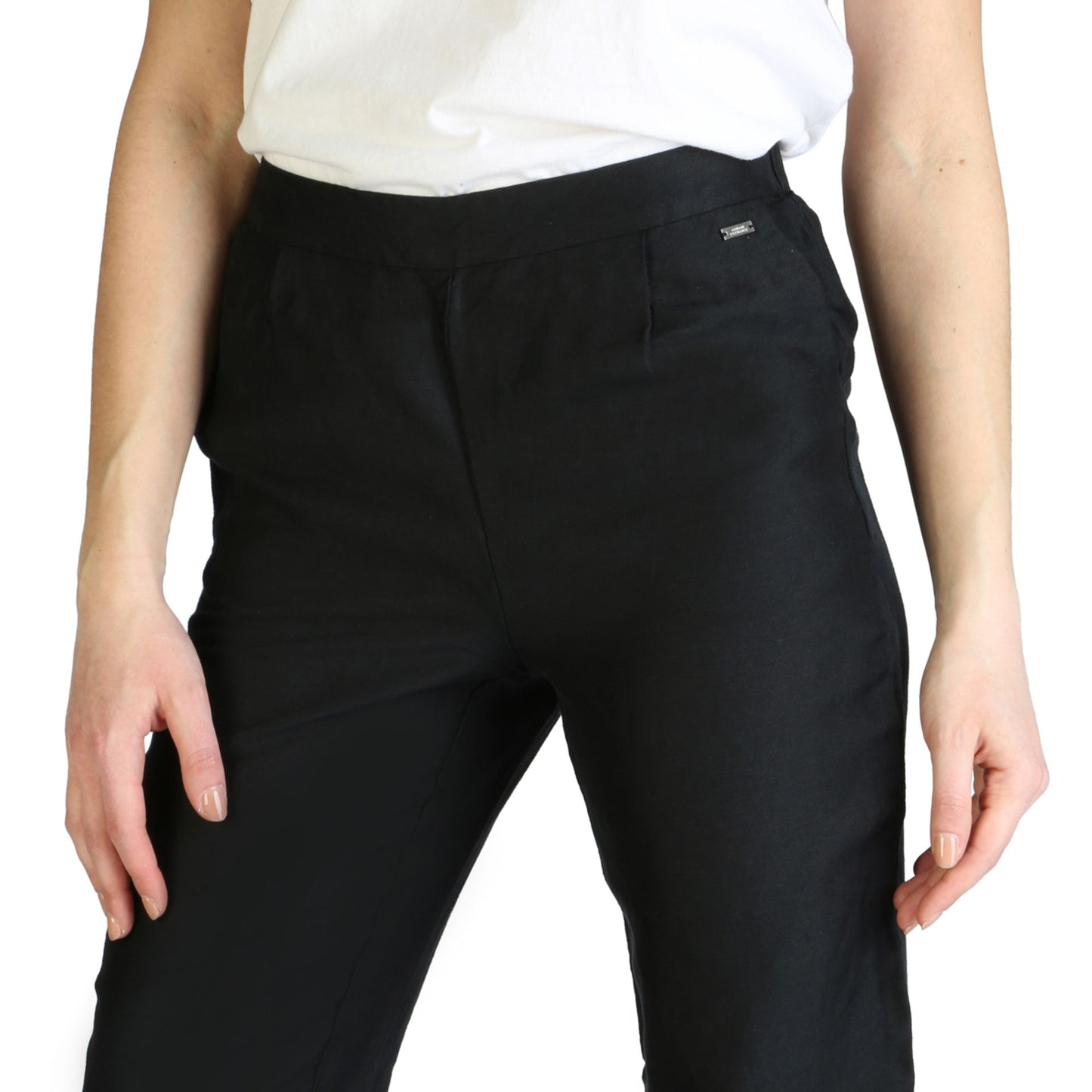 Armani Exchange Pikad püksid