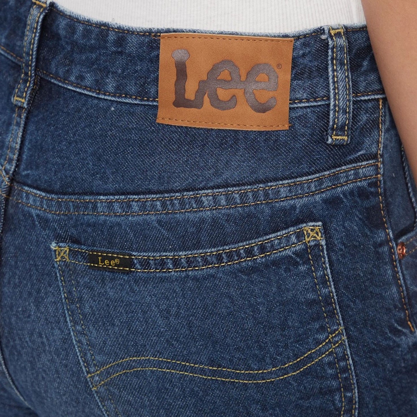 Lee Teksad