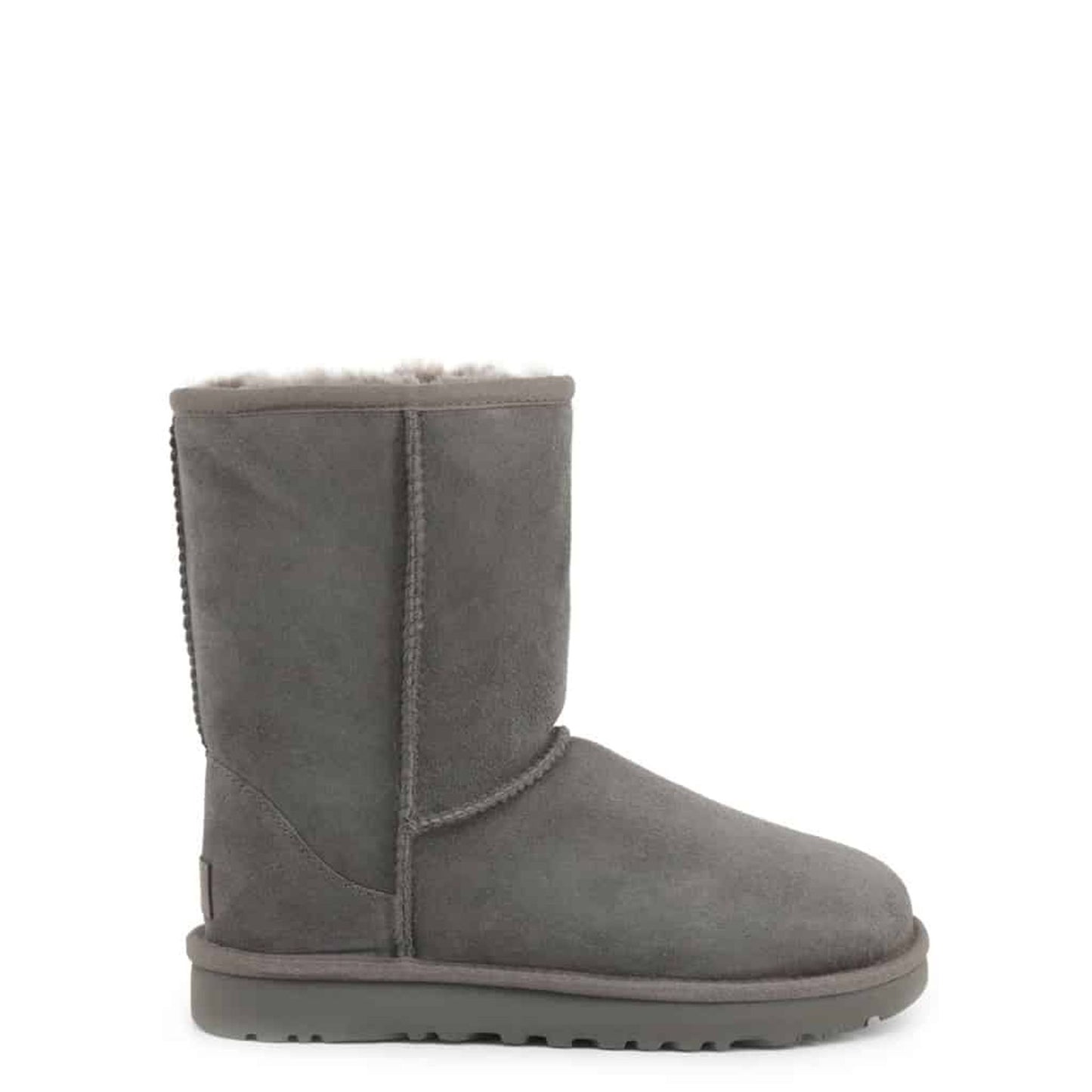 UGG Classic short II saapad