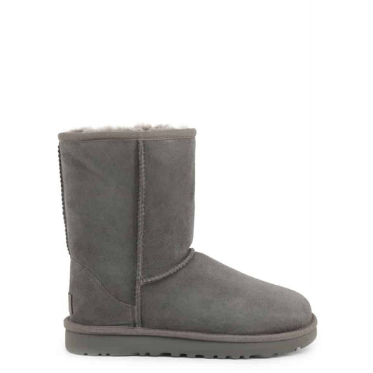 UGG Classic short II saapad